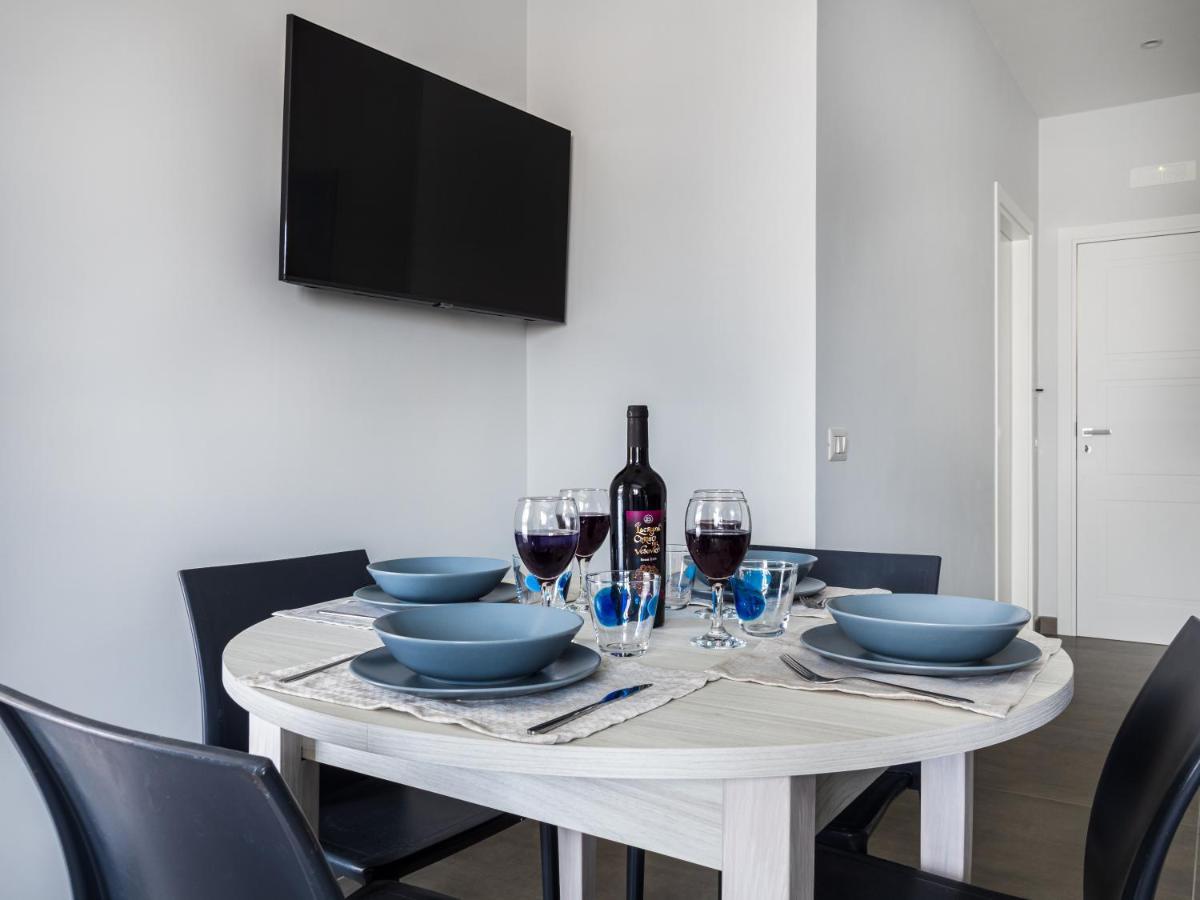 Azzurro Park Suite - De Vivo Realty Сорренто Экстерьер фото
